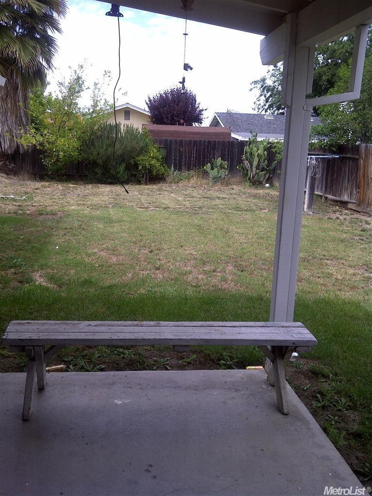 985 Lee Ave, Gustine, CA 95322 photo 2