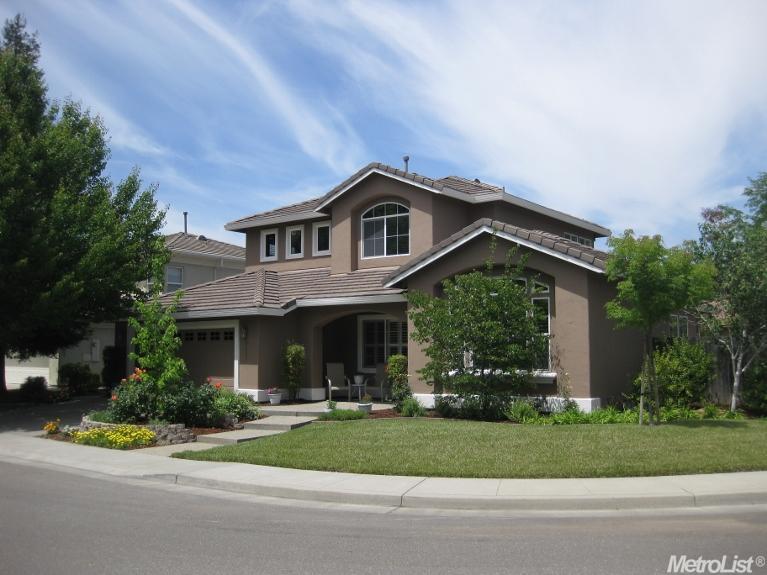 1501 Hampton Dr, Davis, CA 95616 photo 2