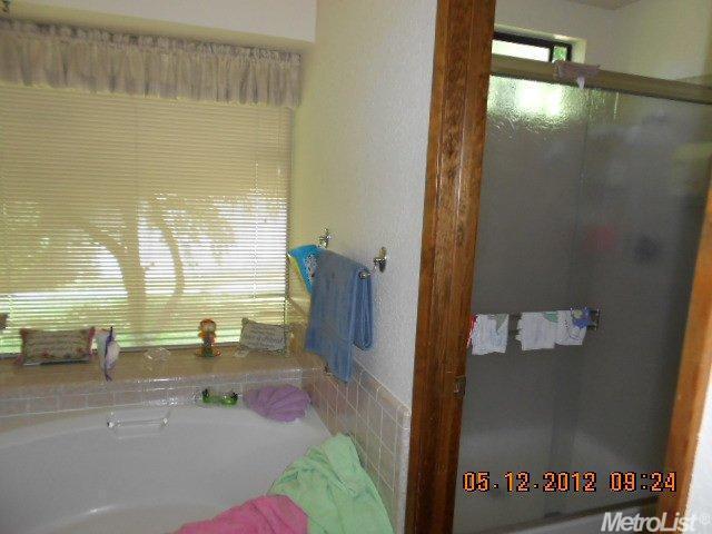 2409 Shadow Oak Ln, Modesto, CA 95355 photo 15