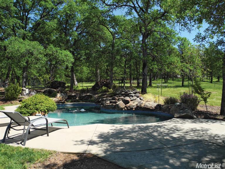 2020 Cabiao Rd, Placerville, CA 95667 photo 3