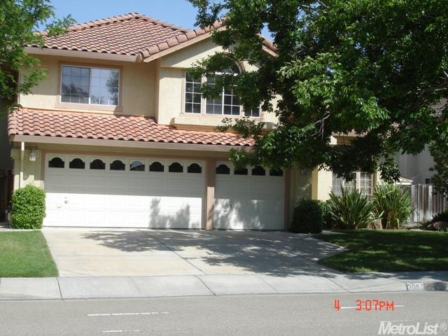 2062 Egret Dr, Tracy, CA 95376 photo 1