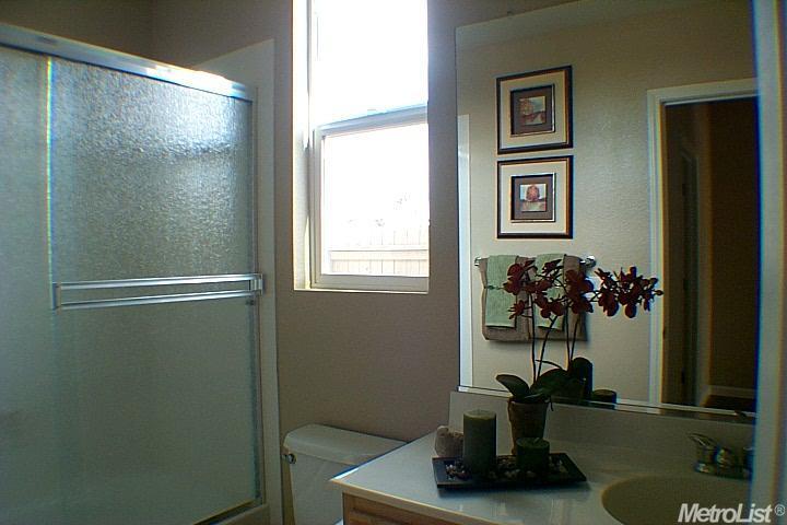 1211 Brooks Ln, Ripon, CA 95366 photo 3