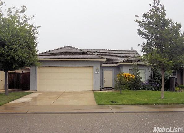824 Sequoia Ct, Lodi, CA 95242 photo 1