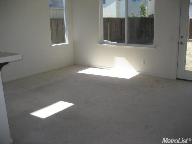 2751 Tapestry St, Manteca, CA 95337 photo 5