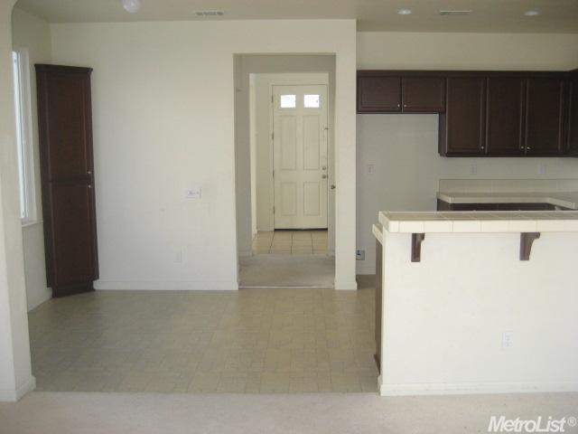 2751 Tapestry St, Manteca, CA 95337 photo 4