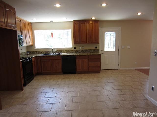 1006 Roddan Ct, Placerville, CA 95667 photo 9