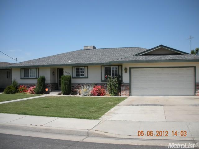 20124 Maynard St, Hilmar, CA 95324 photo 1
