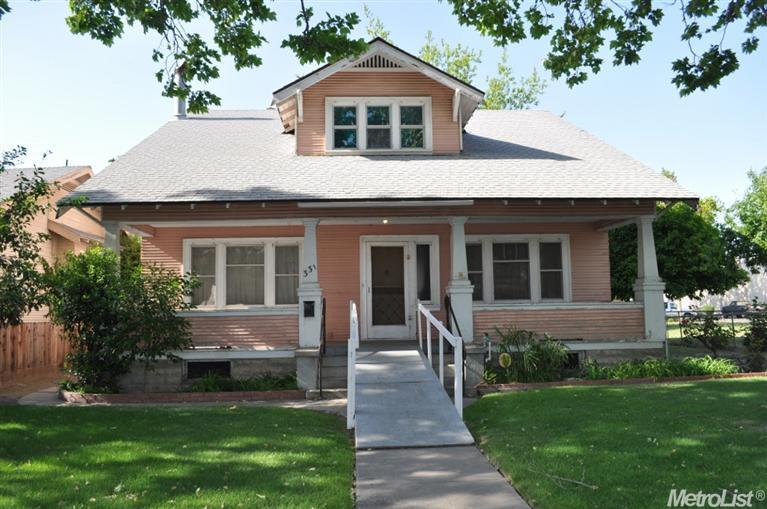 331 W Main St, Turlock, CA 95380 photo 1