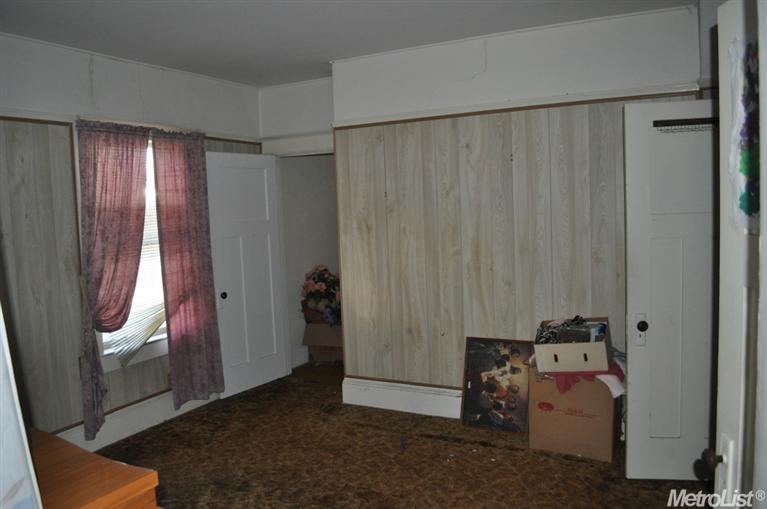 331 W Main St, Turlock, CA 95380 photo 9