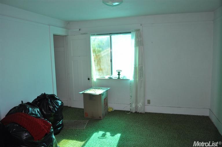 331 W Main St, Turlock, CA 95380 photo 14
