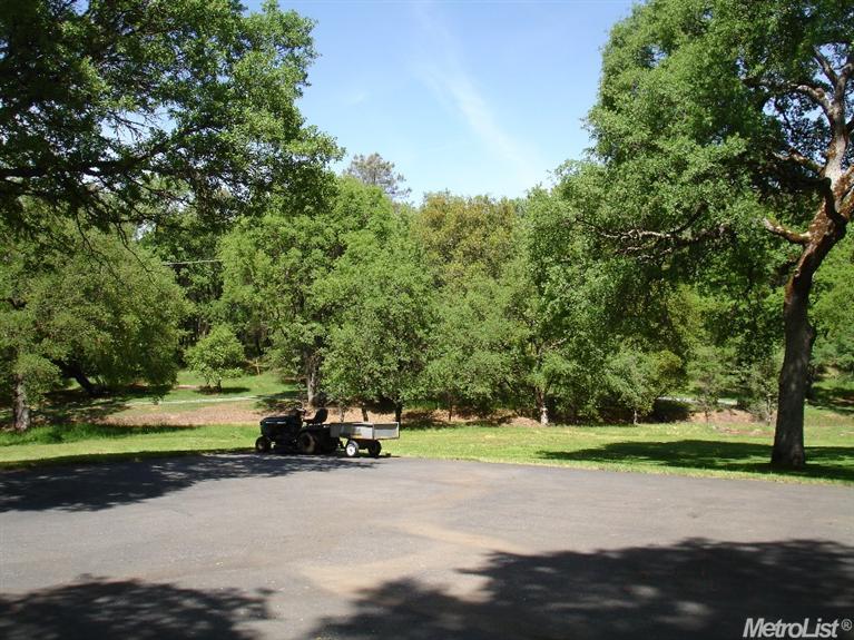 16471 Wolf Meadows Dr, Grass Valley, CA 95949 photo 9