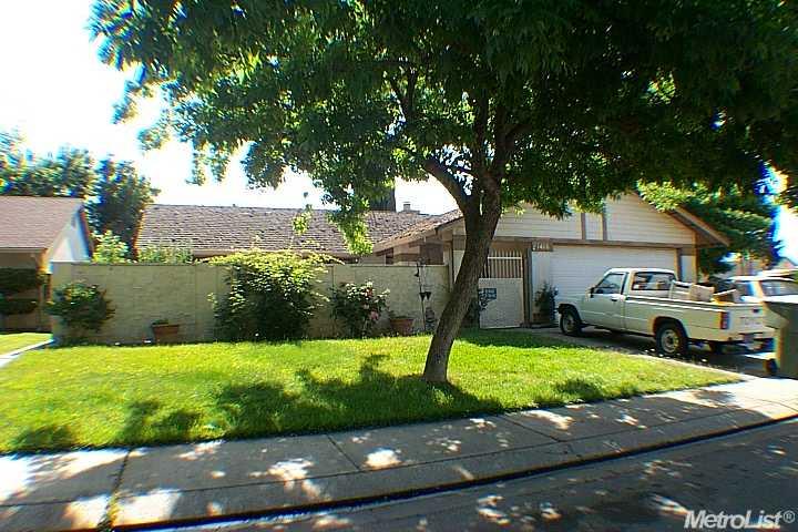 1416 Prairie Dog Dr, Modesto, CA 95355 photo 1