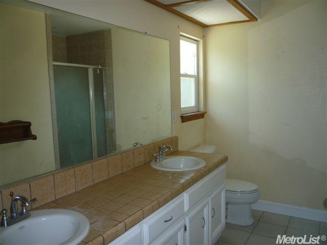 2208 Lavon Ln, Ceres, CA 95307 photo 7