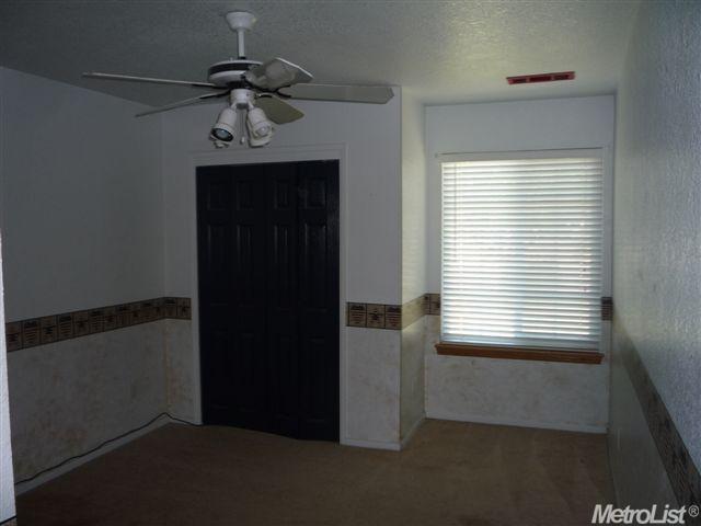 2208 Lavon Ln, Ceres, CA 95307 photo 9