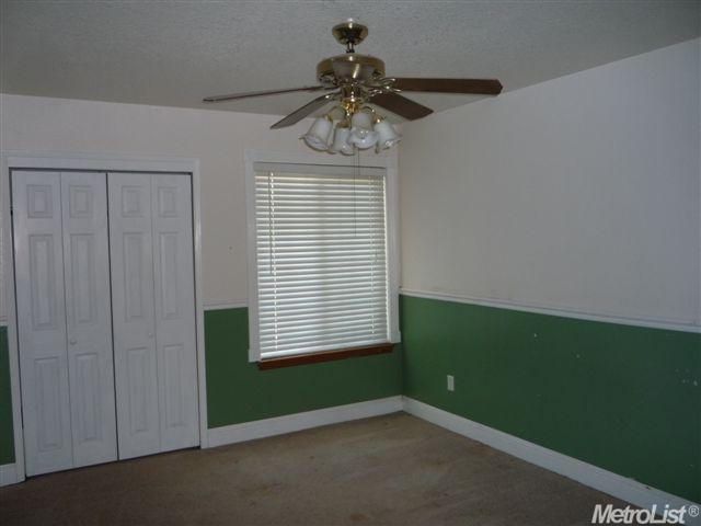 2208 Lavon Ln, Ceres, CA 95307 photo 8