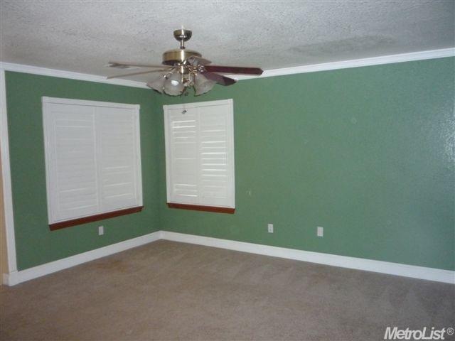 2208 Lavon Ln, Ceres, CA 95307 photo 4