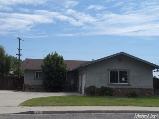 220 Oleander Ln, Turlock, CA 95380 photo 3