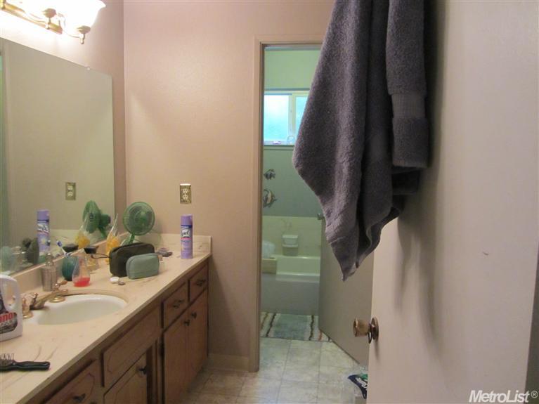 2401 Tallent Dr, Modesto, CA 95355 photo 3