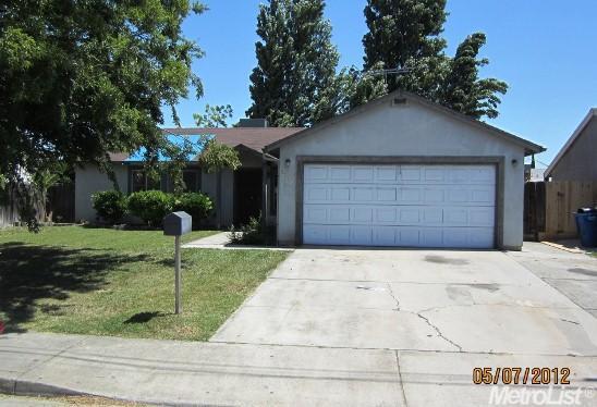 3904 Blaker Rd, Ceres, CA 95307 photo 1