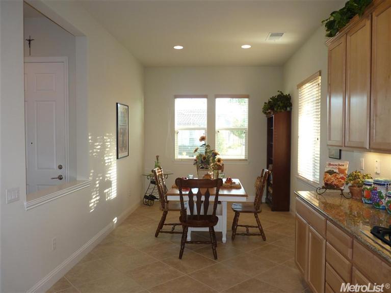 2192 Devonport Loop, Roseville, CA 95747 photo 6