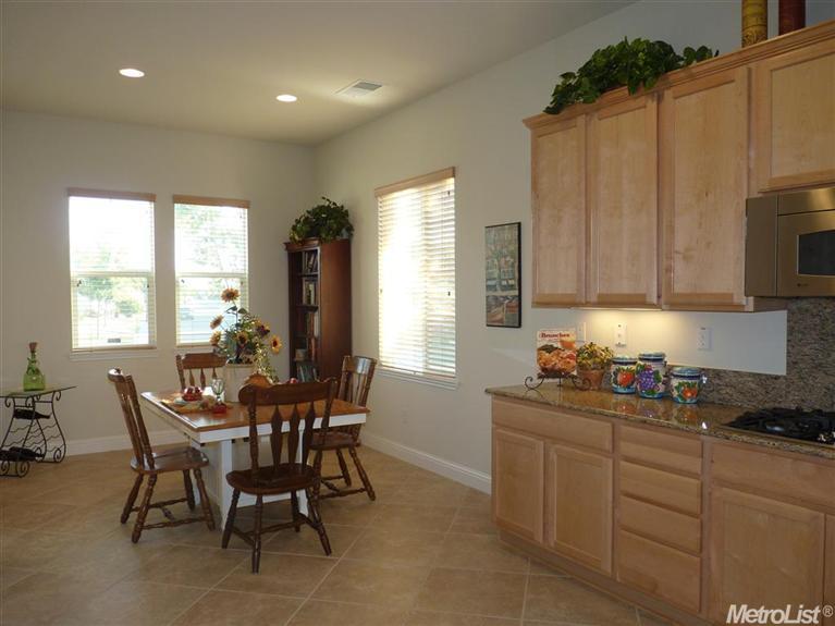 2192 Devonport Loop, Roseville, CA 95747 photo 7