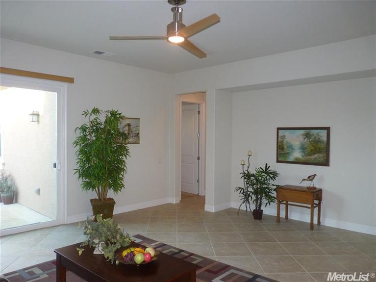 2192 Devonport Loop, Roseville, CA 95747 photo 5