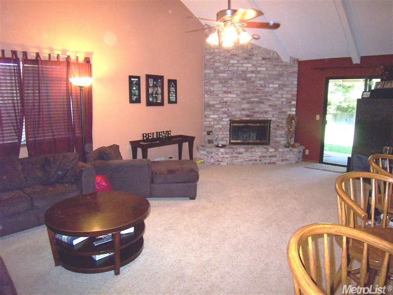 115 S Fork Way, Folsom, CA 95630 photo 3