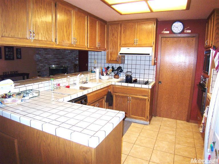 115 S Fork Way, Folsom, CA 95630 photo 4