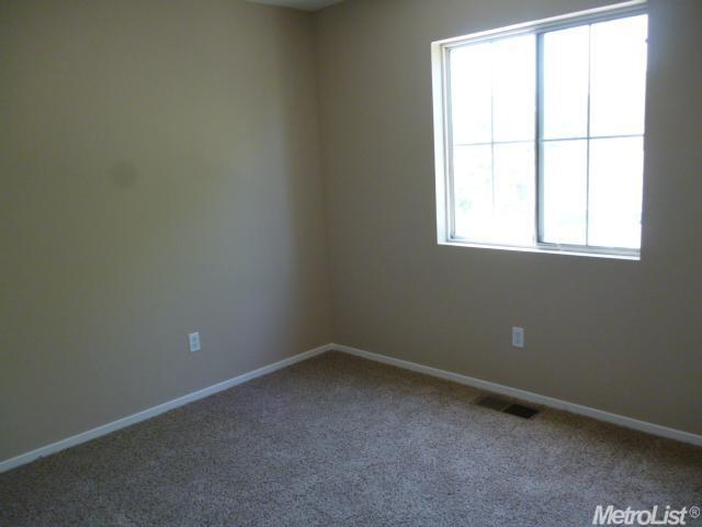 2304 Liselle Ln, Modesto, CA 95358 photo 13