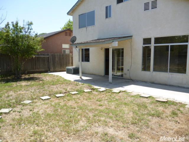 2304 Liselle Ln, Modesto, CA 95358 photo 17