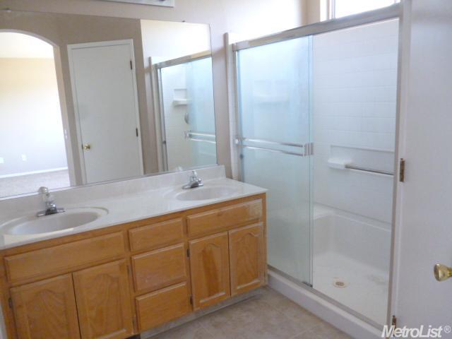 2304 Liselle Ln, Modesto, CA 95358 photo 10