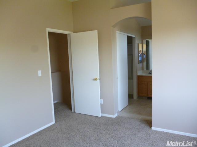 2304 Liselle Ln, Modesto, CA 95358 photo 9