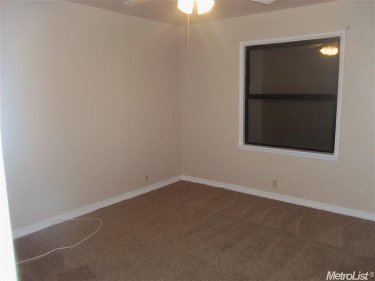 3041 Sycamore Ave, Merced, CA 95340 photo 8