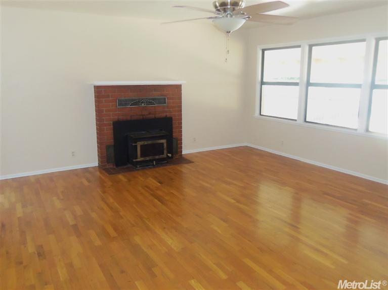 3041 Sycamore Ave, Merced, CA 95340 photo 3