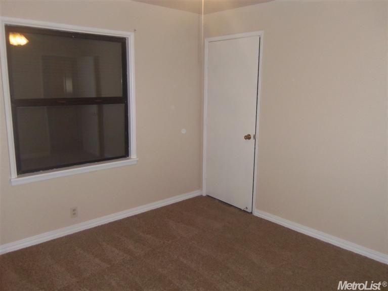 3041 Sycamore Ave, Merced, CA 95340 photo 9