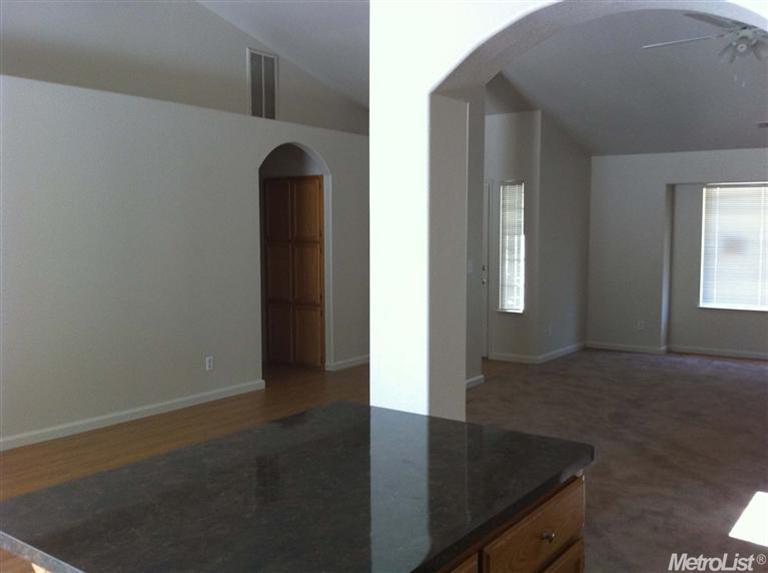 3912 El Portal Pl, Modesto, CA 95357 photo 5