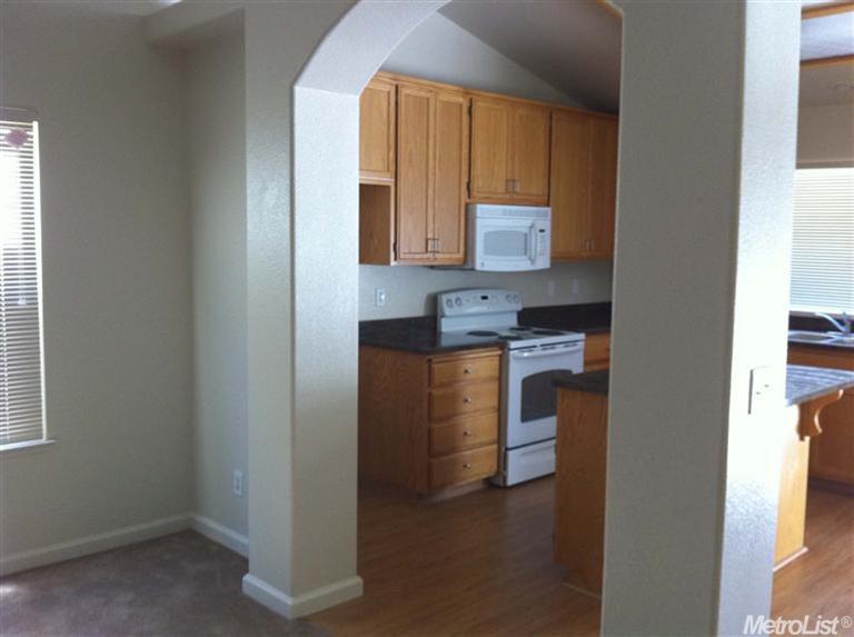 3912 El Portal Pl, Modesto, CA 95357 photo 3