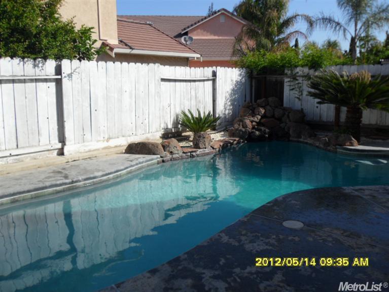 725 Parkston Ct, Modesto, CA 95357 photo 3
