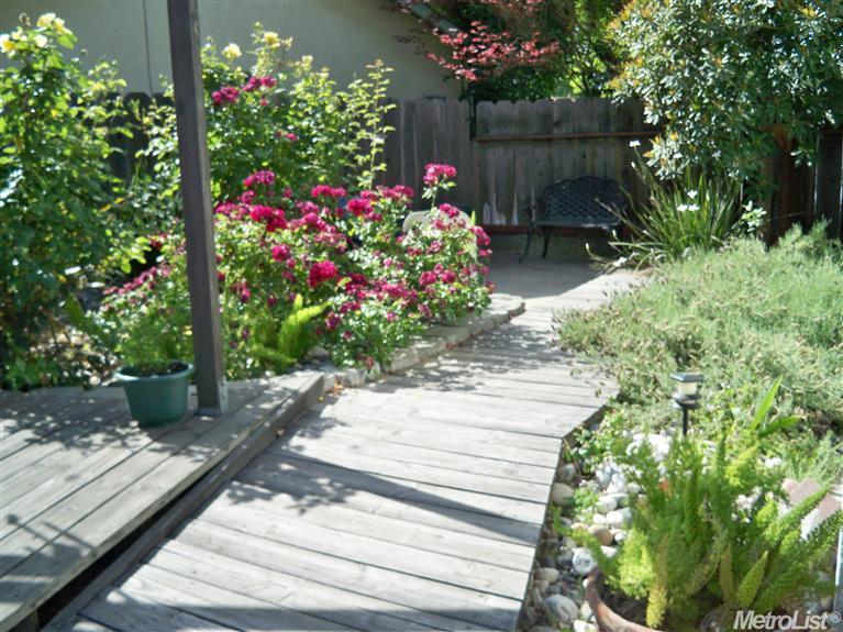 320 Shannon Dr, Modesto, CA 95354 photo 9
