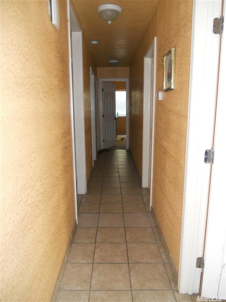 420 Spruce St, Modesto, CA 95351 photo 9