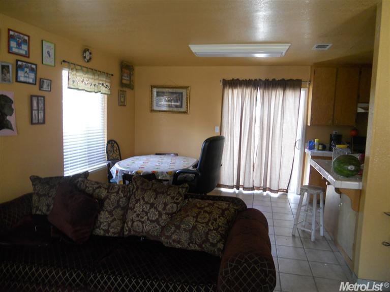 420 Spruce St, Modesto, CA 95351 photo 7