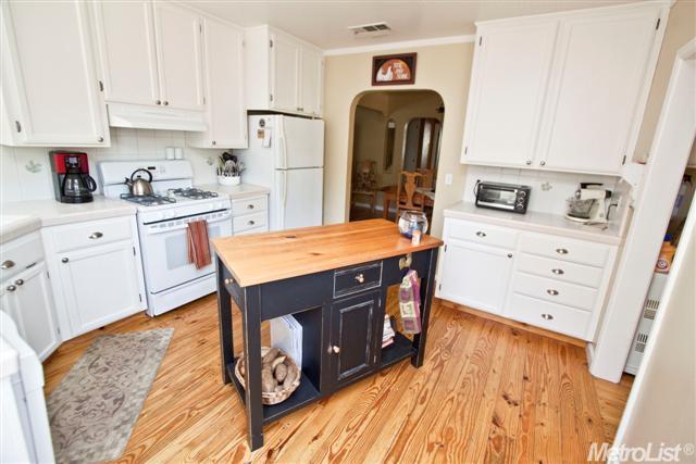 320 N Santa Ana Ave, Modesto, CA 95354 photo 8