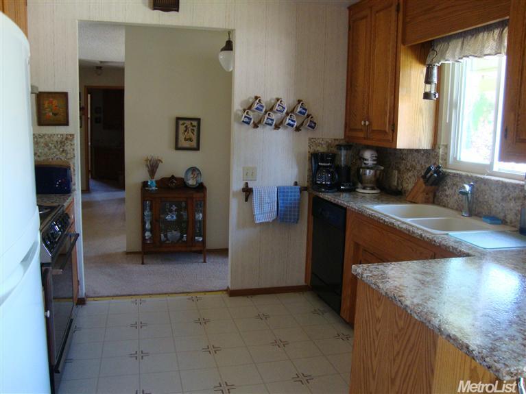 1718 Ohio Ave, Modesto, CA 95358 photo 6