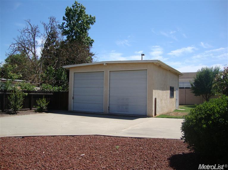 1718 Ohio Ave, Modesto, CA 95358 photo 4