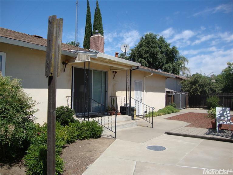 1718 Ohio Ave, Modesto, CA 95358 photo 14