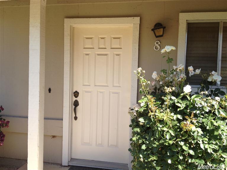 455 Peerless Way #8, Tracy, CA 95376 photo 2