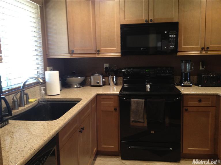 455 Peerless Way #8, Tracy, CA 95376 photo 5