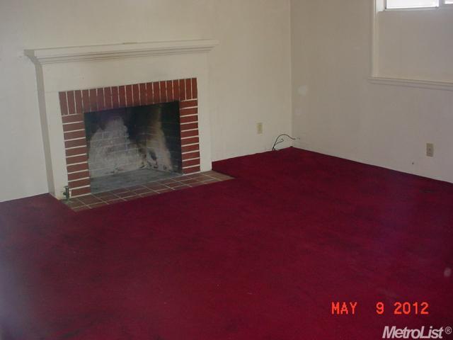 217 Colfax Ave, Modesto, CA 95354 photo 2