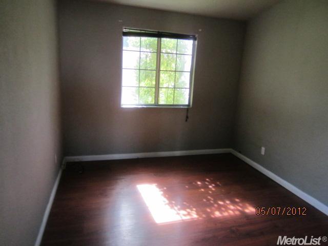 6708 Thomas Dr, North Highlands, CA 95660 photo 8