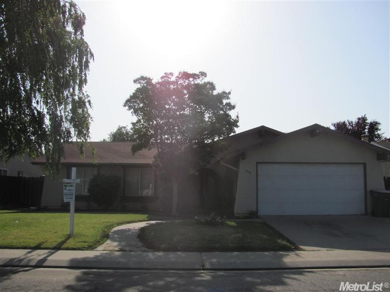 2208 Dupre Dr, Ceres, CA 95307 photo 7